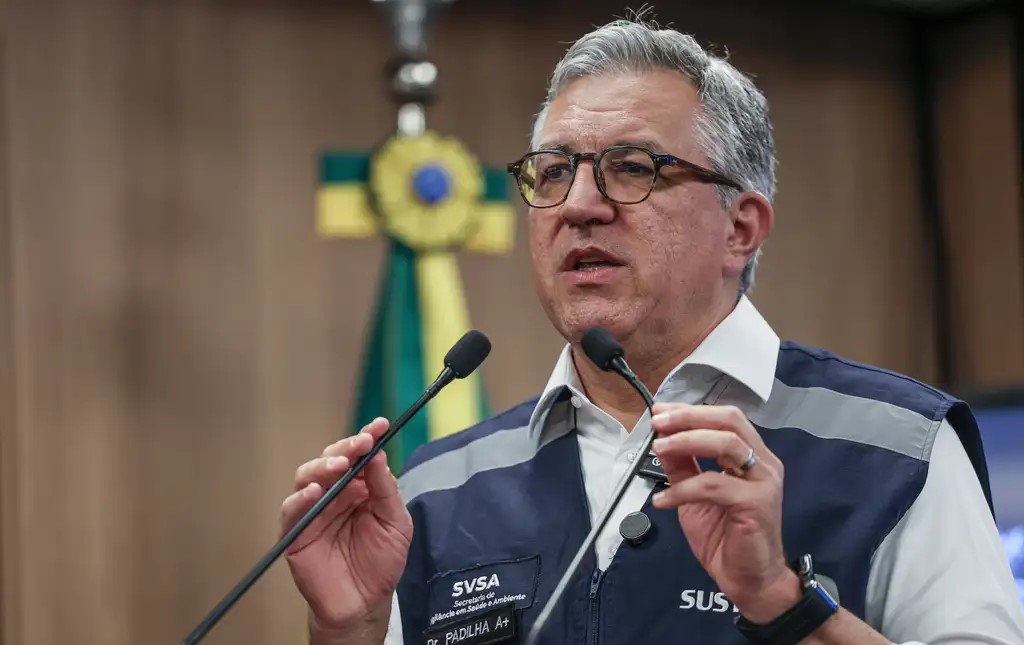 Nada justifica conflitos acabarem em bombardeio, diz ministro da Saúde