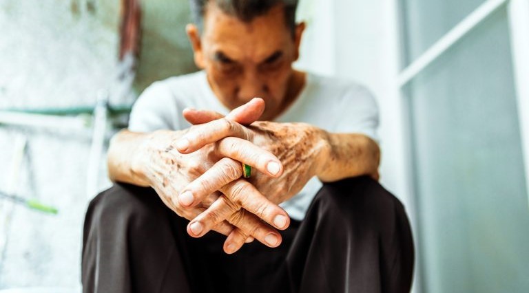 Cerca de 300 mil idosos brasileiros têm algum grau de TEA, diz estudo