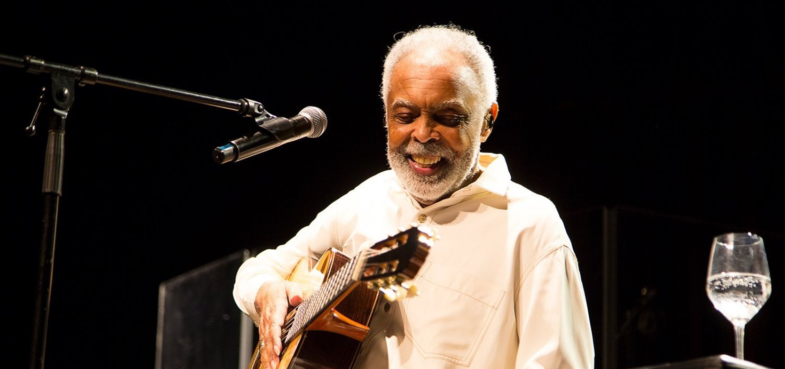 Gilberto Gil encerra 'última turnê' ao lado dos filhos e netos