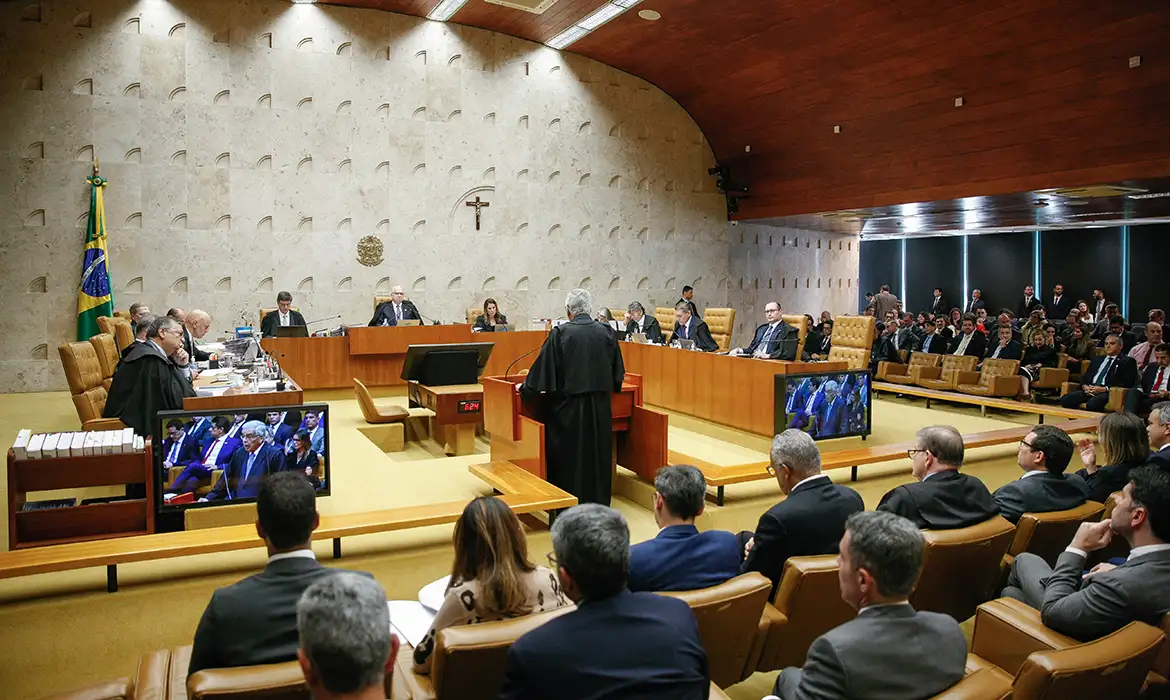 STF decide limitar pagamento de penduricalhos no Judiciário e MP