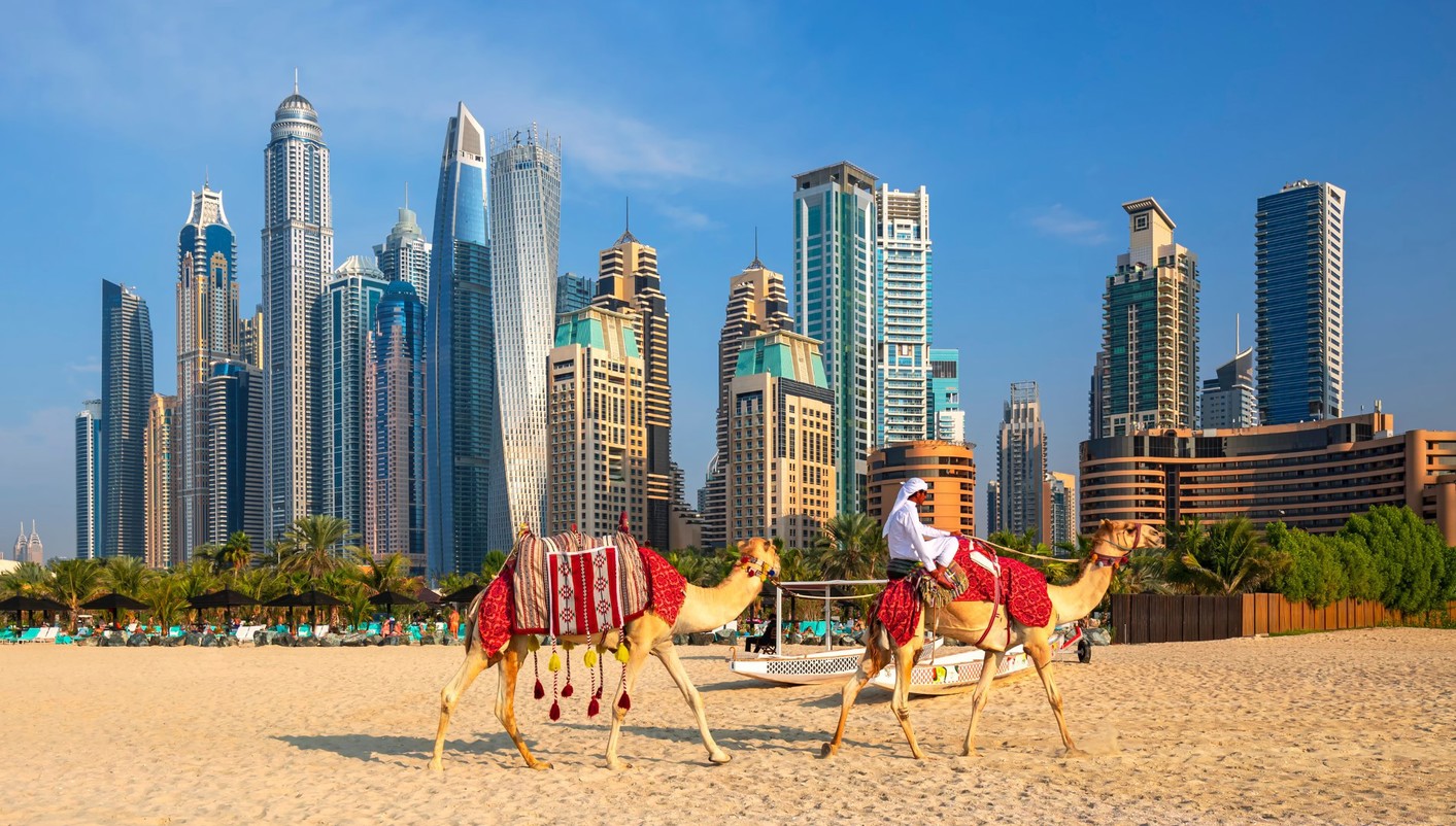 Super-ricos fogem de Dubai e pagam até R$ 1 milhão para deixar Emirados Árabes em meio à guerra