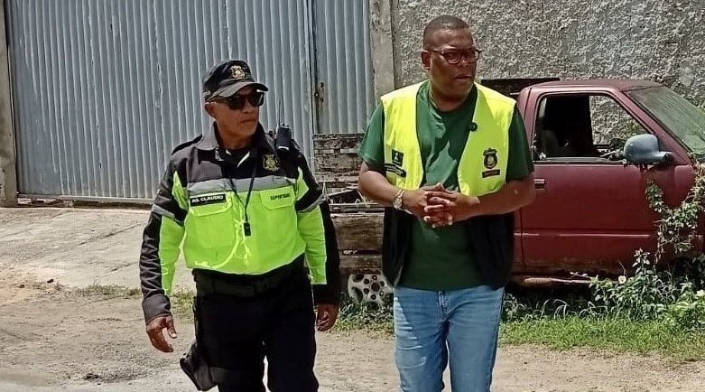 Simões Filho intensifica ações contra veículos abandonados nas vias públicas; remoção começa na segunda-feira (9)
