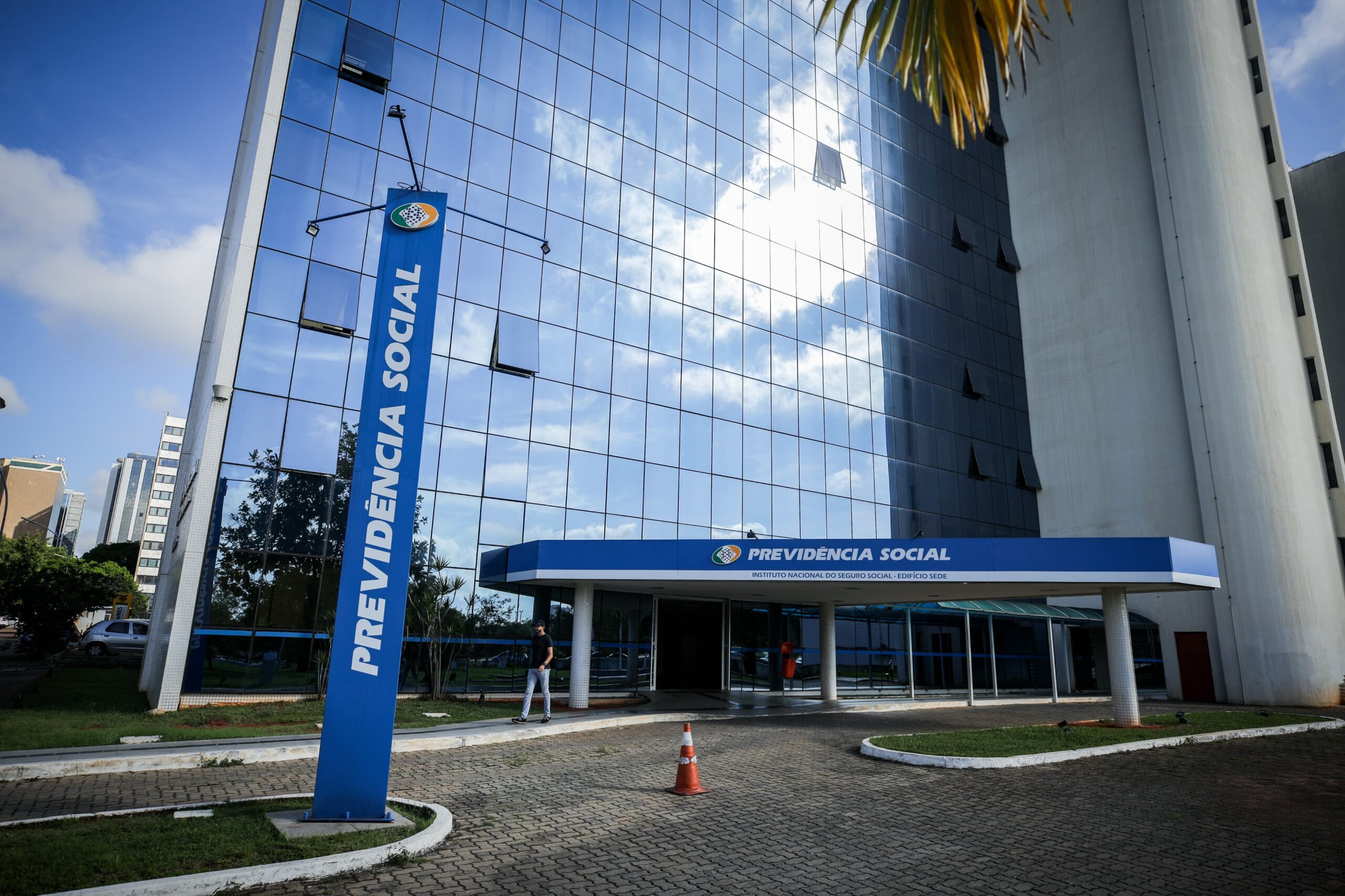 Vítimas de descontos indevidos do INSS têm mais 90 dias para contestar