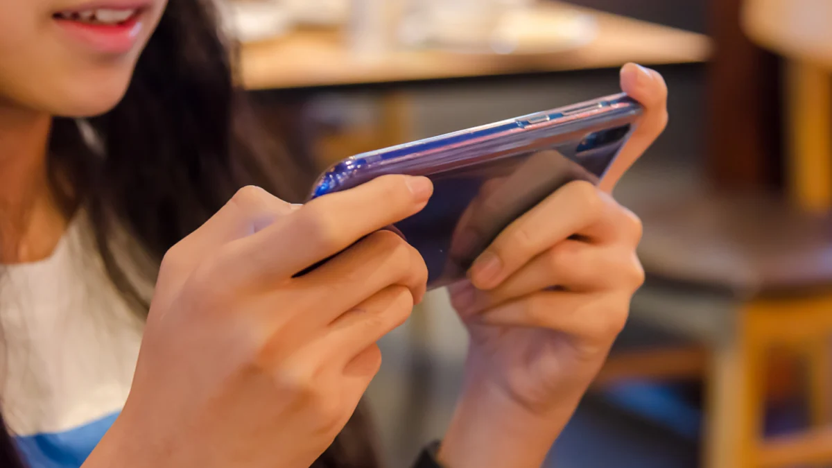 País proíbe o uso de redes sociais por crianças e adolescentes menores de 16 anos com multa prevista