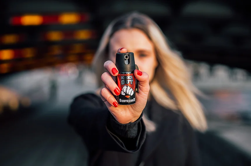 Projeto que autoriza spray de pimenta para autodefesa de mulheres é aprovado na Câmara