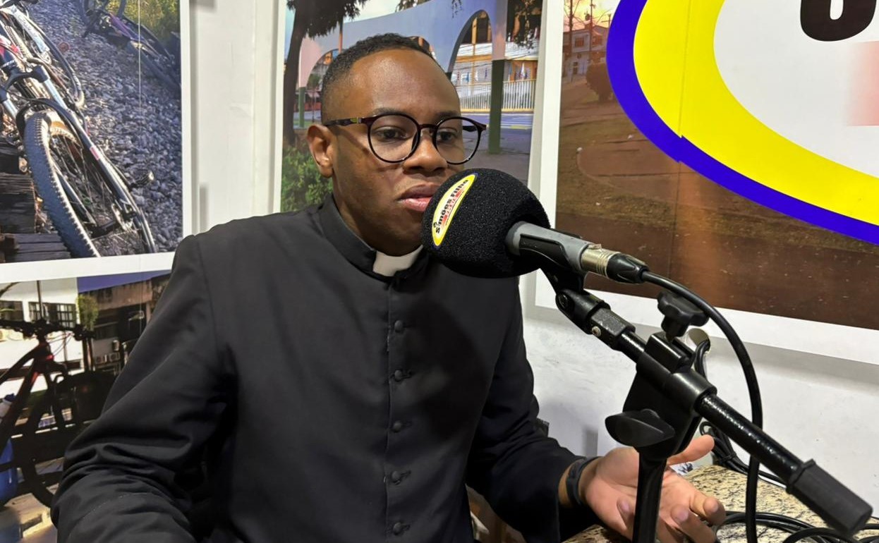 Silêncio, fé e reflexão: padre destaca o verdadeiro sentido da Semana Santa em entrevista ao Panorama de Notícias