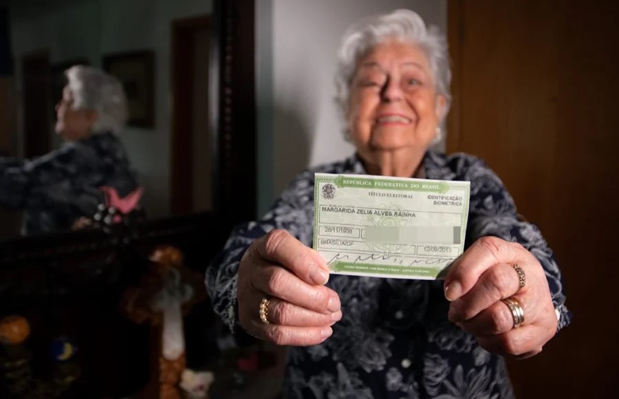 Eleitorado idoso cresce 74% em 15 anos e chega a um quarto dos votantes