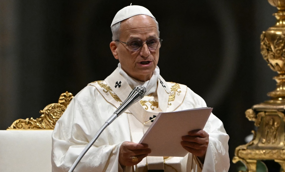 O Papa: ressuscitados com Cristo, podemos dar vida a um mundo novo, de paz e de unidade