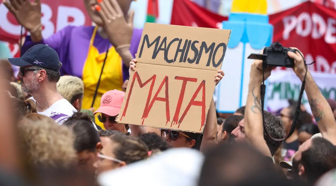 Homens se mobilizam para combater machismo e violência contra a mulher
