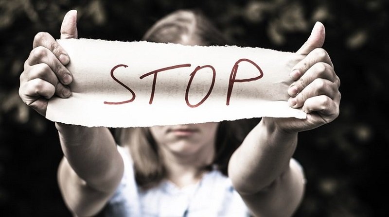 Justiça condena jovem que armou estupro coletivo contra adolescente