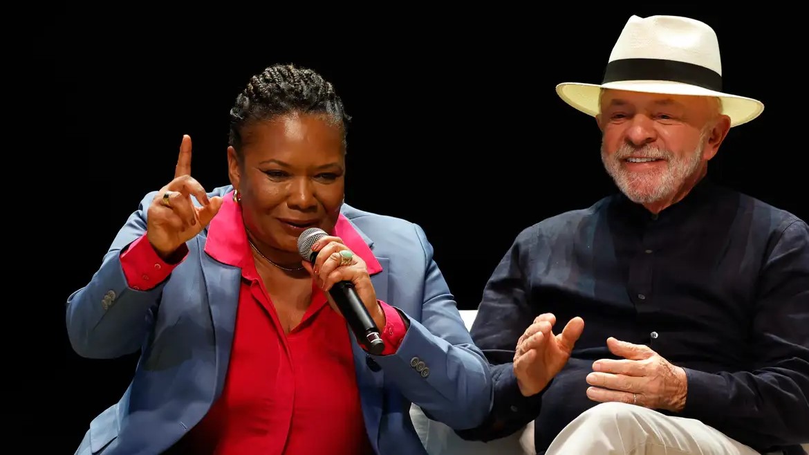 A cultura faz a gente "enxergar mais longe", defende Lula