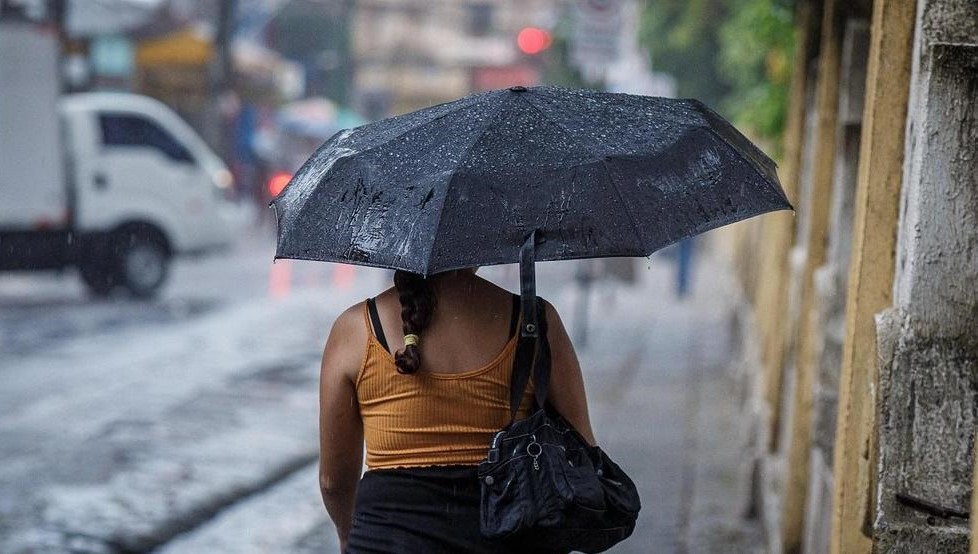 Previsão aponta chuvas e Prefeitura reforça monitoramento em Simões Filho