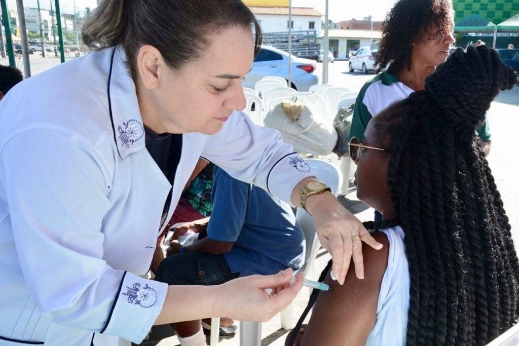 Simões Filho: Vacinação contra a Influenza é ampliada para toda a população acima de seis meses