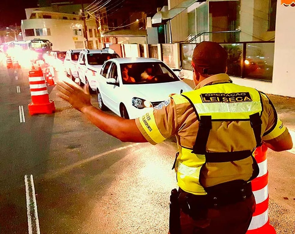 Em 14 anos, mortes no trânsito por causa de álcool diminuem 19,5%