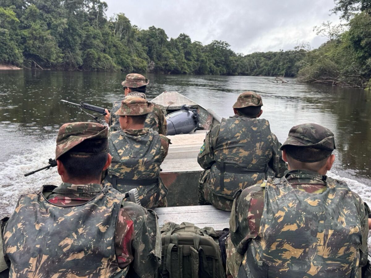Exército mantém patrulha de fronteiras mesmo com bloqueio do orçamento