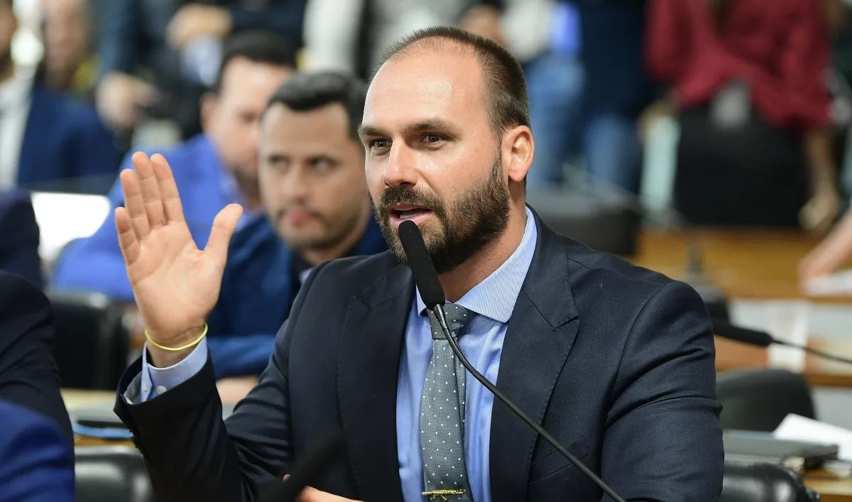 STF condena Eduardo Bolsonaro a inelegibilidade e a 4 anos de prisão