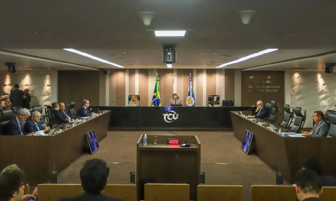 TCU aprova com ressalvas contas do governo Lula de 2025