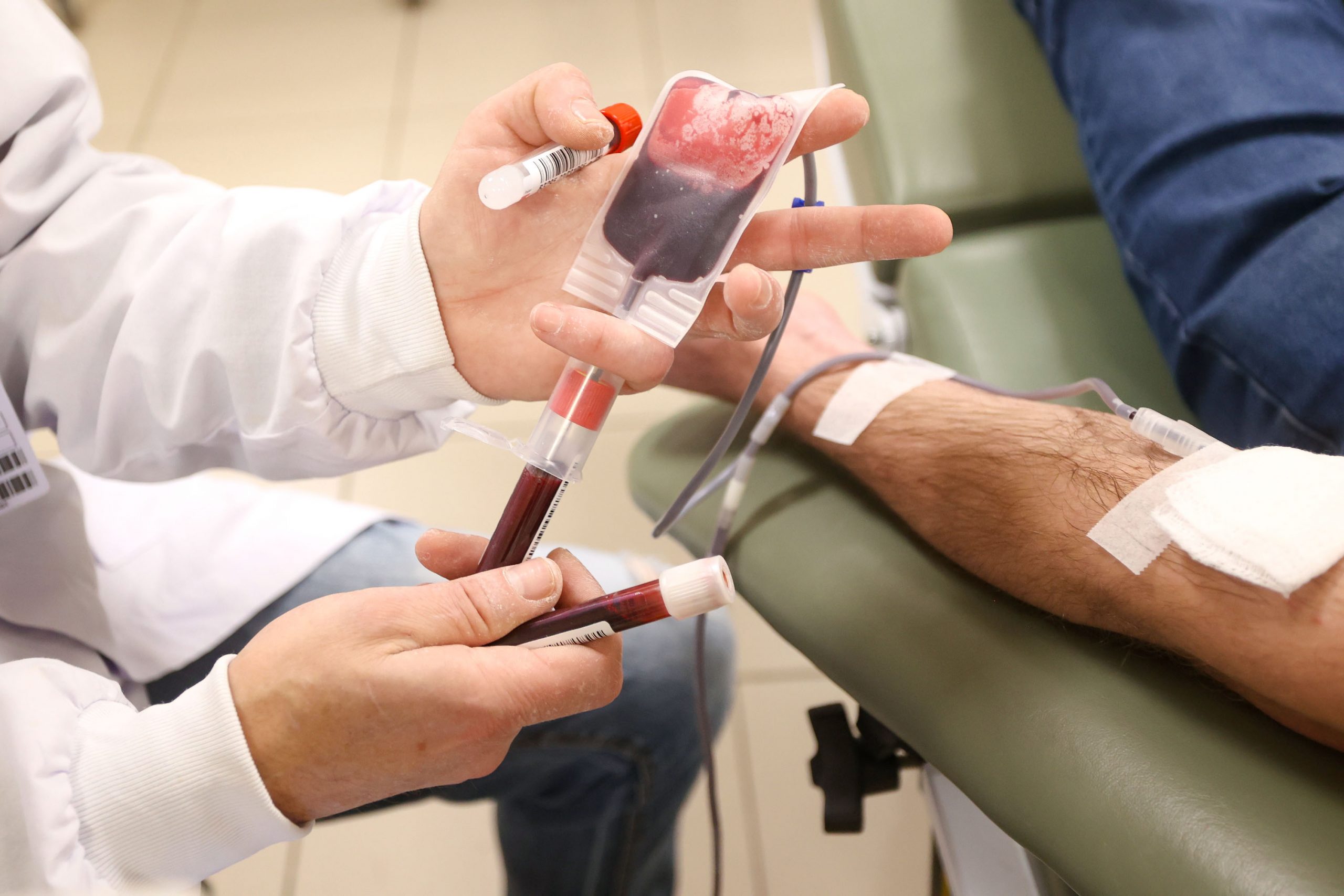 Campanha Junho Vermelho lembra importância da doação de sangue