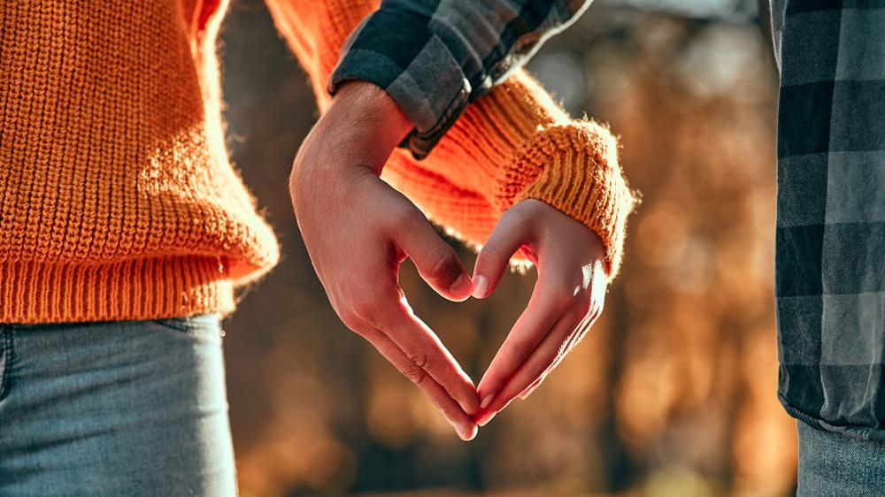 É traição? Fantasias sexuais com pessoas próximas expõem dilemas sobre fidelidade