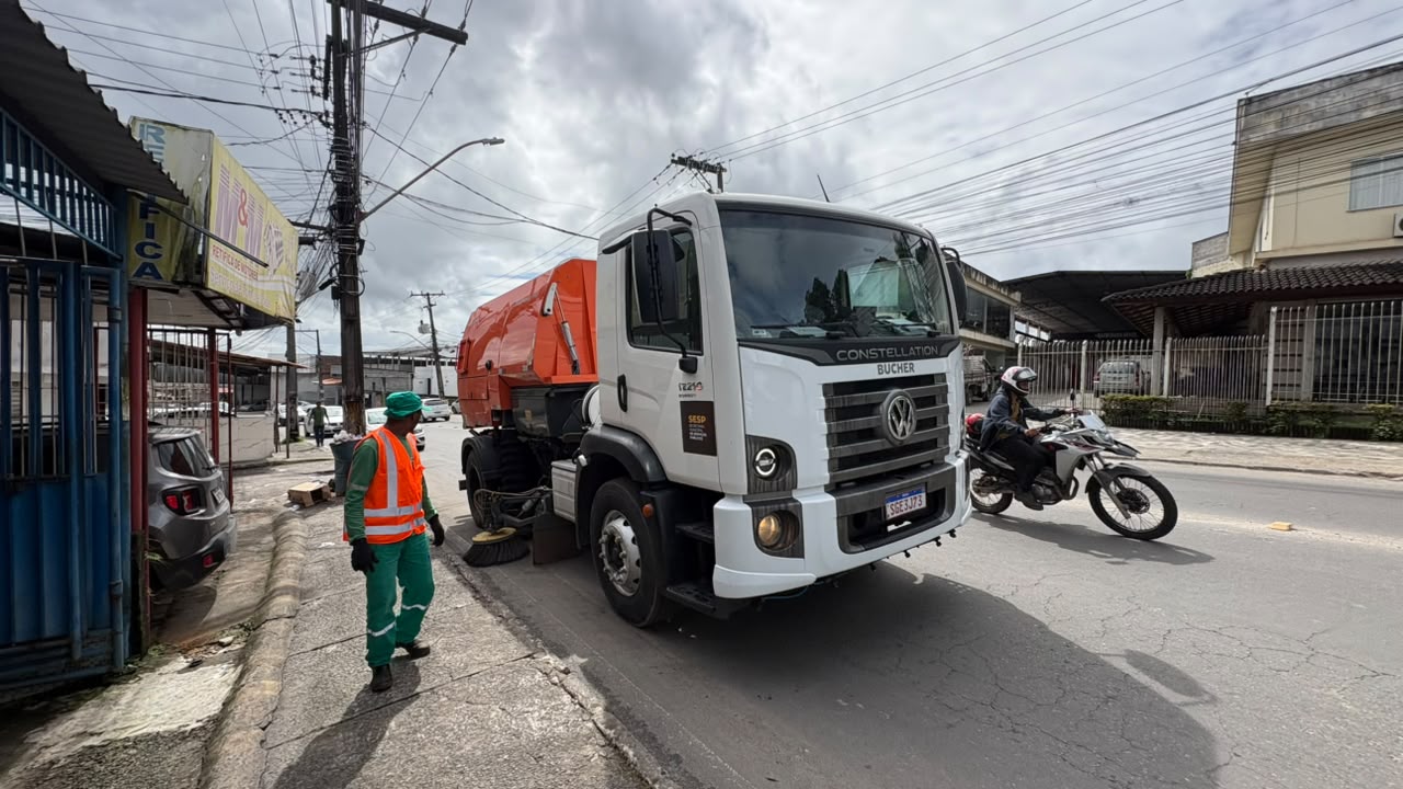 Prefeitura intensifica ações de limpeza urbana no Parque Continental e reforça serviços em toda a cidade