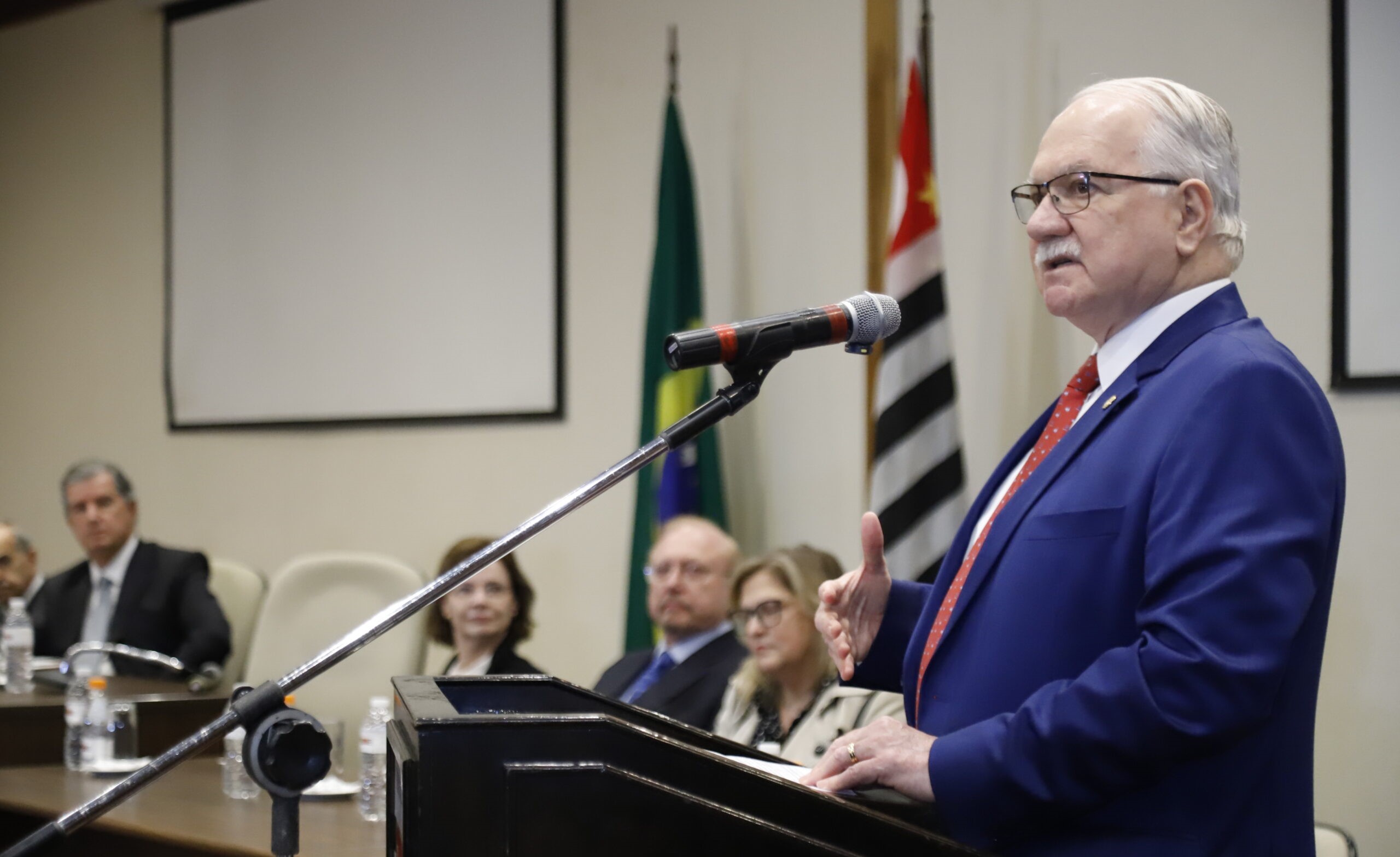 Cem magistrados são ameaçados no Brasil por atuar em processos contra facções, diz presidente do STF