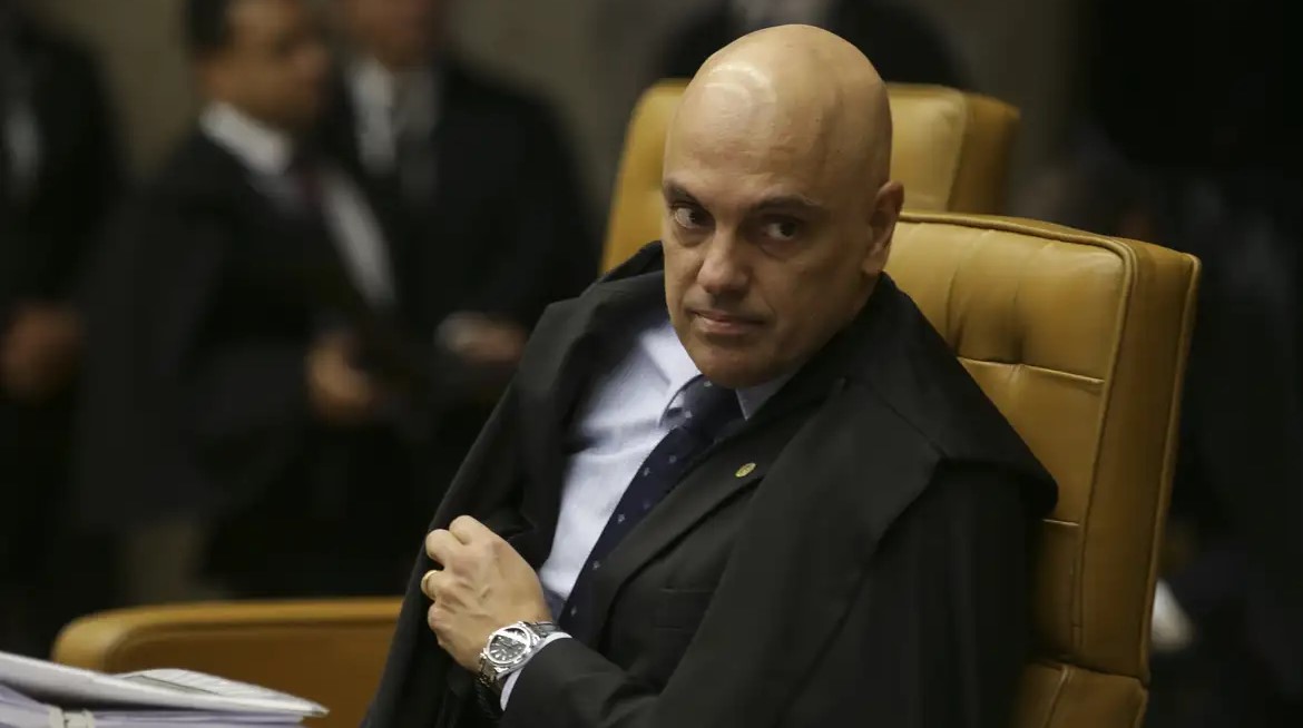 STF dá 48h para tribunais explicarem pagamentos acima do limite a juiz