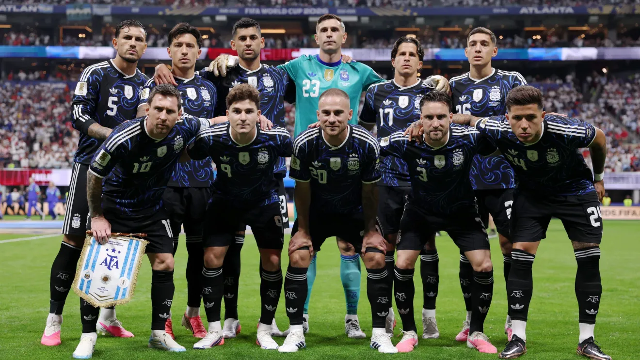 Com outra virada incrível, Argentina despacha Inglaterra e vai à final