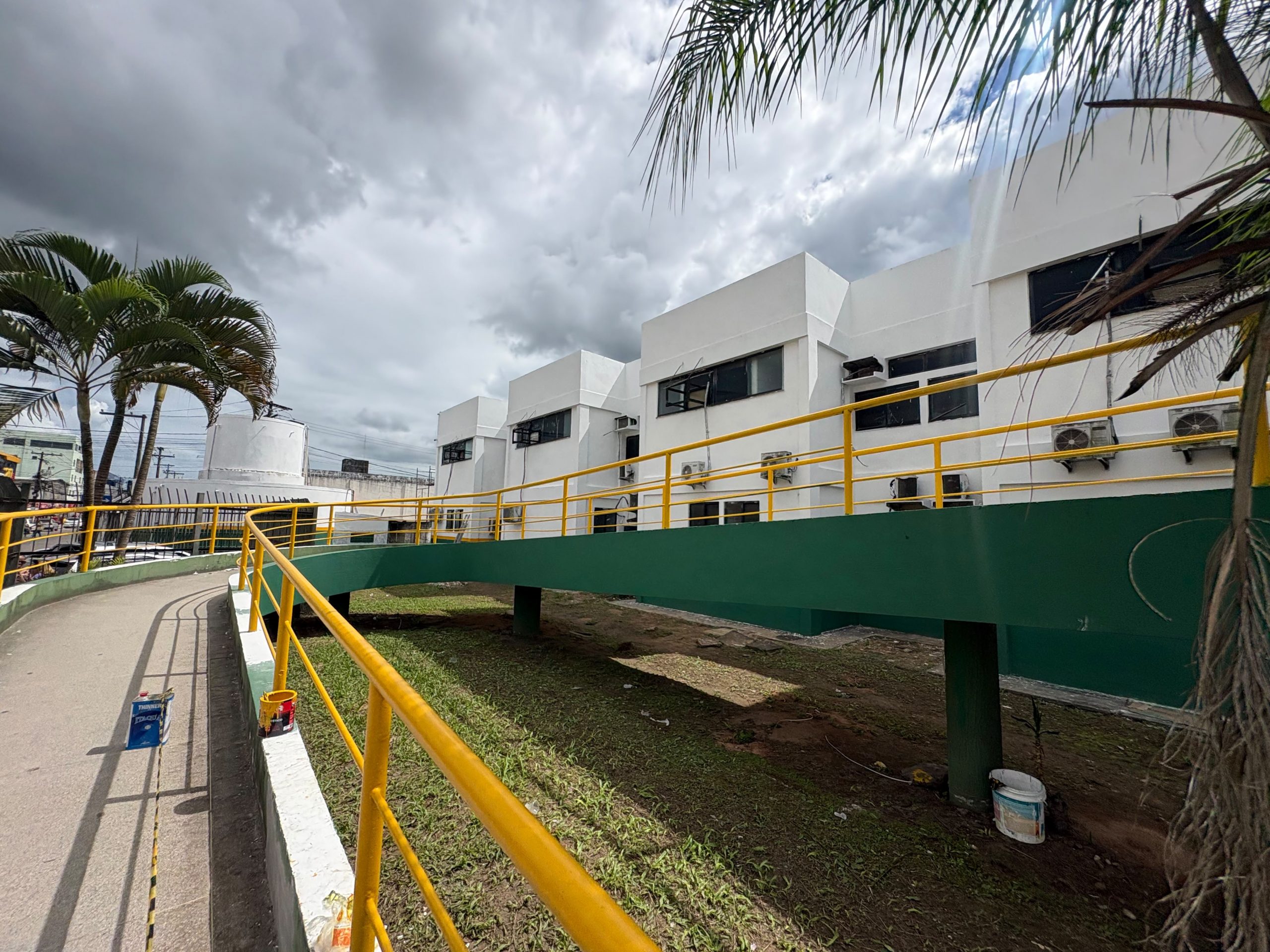 Simões Filho realiza manutenção e revitalização do Ambulatório de Especialidades