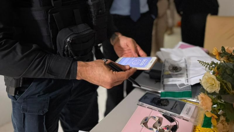 Veja quem são os nove advogados presos durante operação contra facções que atuam de dentro de presídios na Bahia