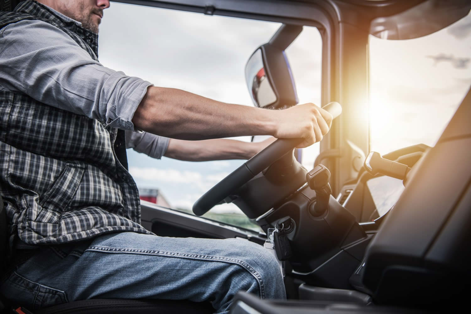 Dia do Motorista: desafios, orgulho e a prudência que salva vidas