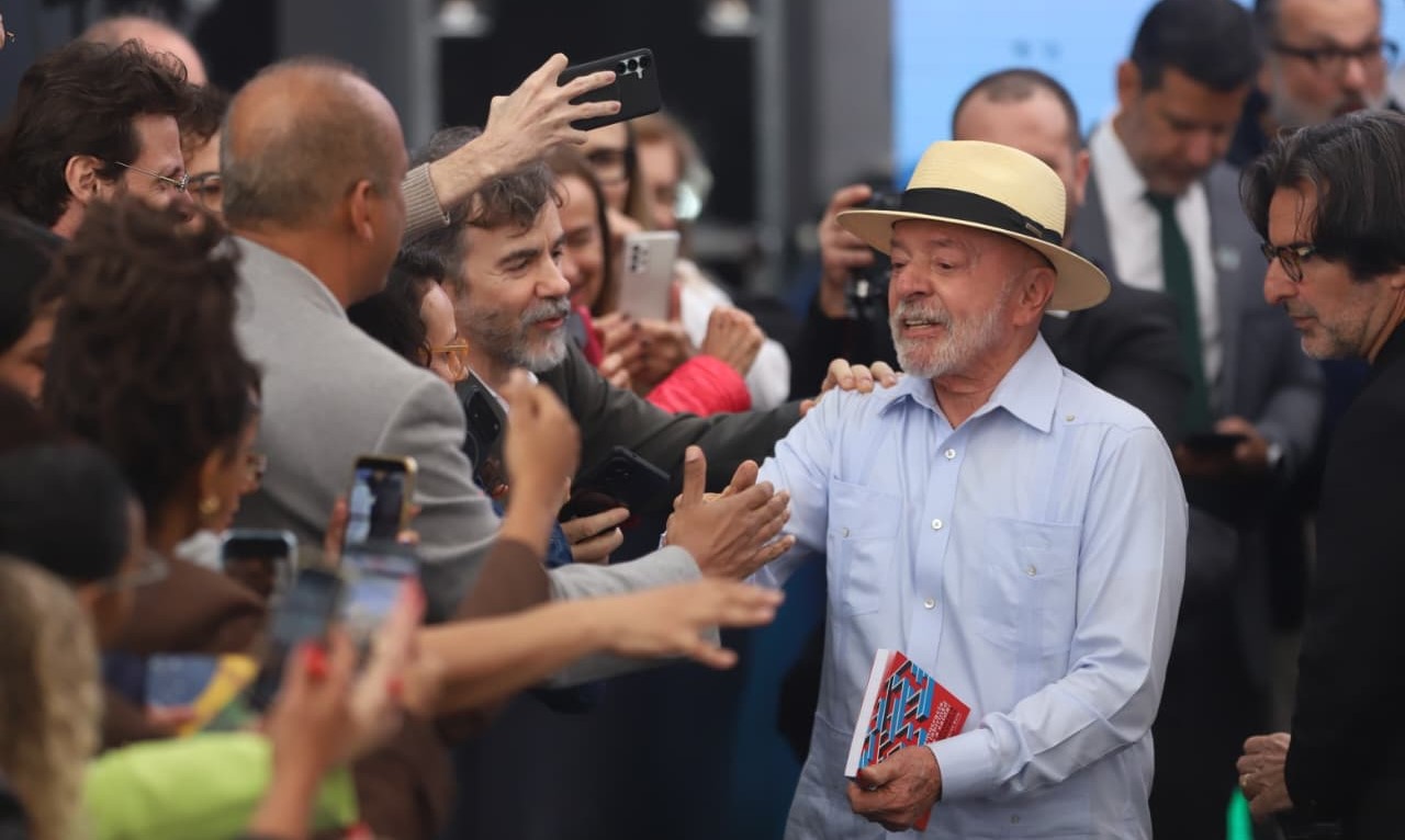 Aprovação do governo Lula supera desaprovação pela primeira vez desde dezembro de 2024