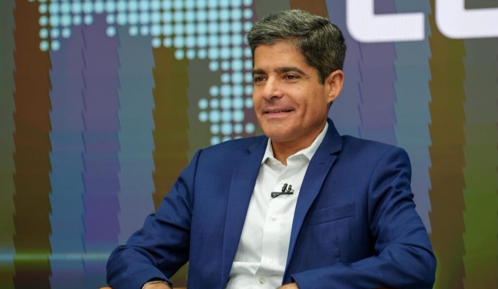 ACM Neto garante que não vai aumentar impostos e defende atração de investimentos para gerar emprego e renda