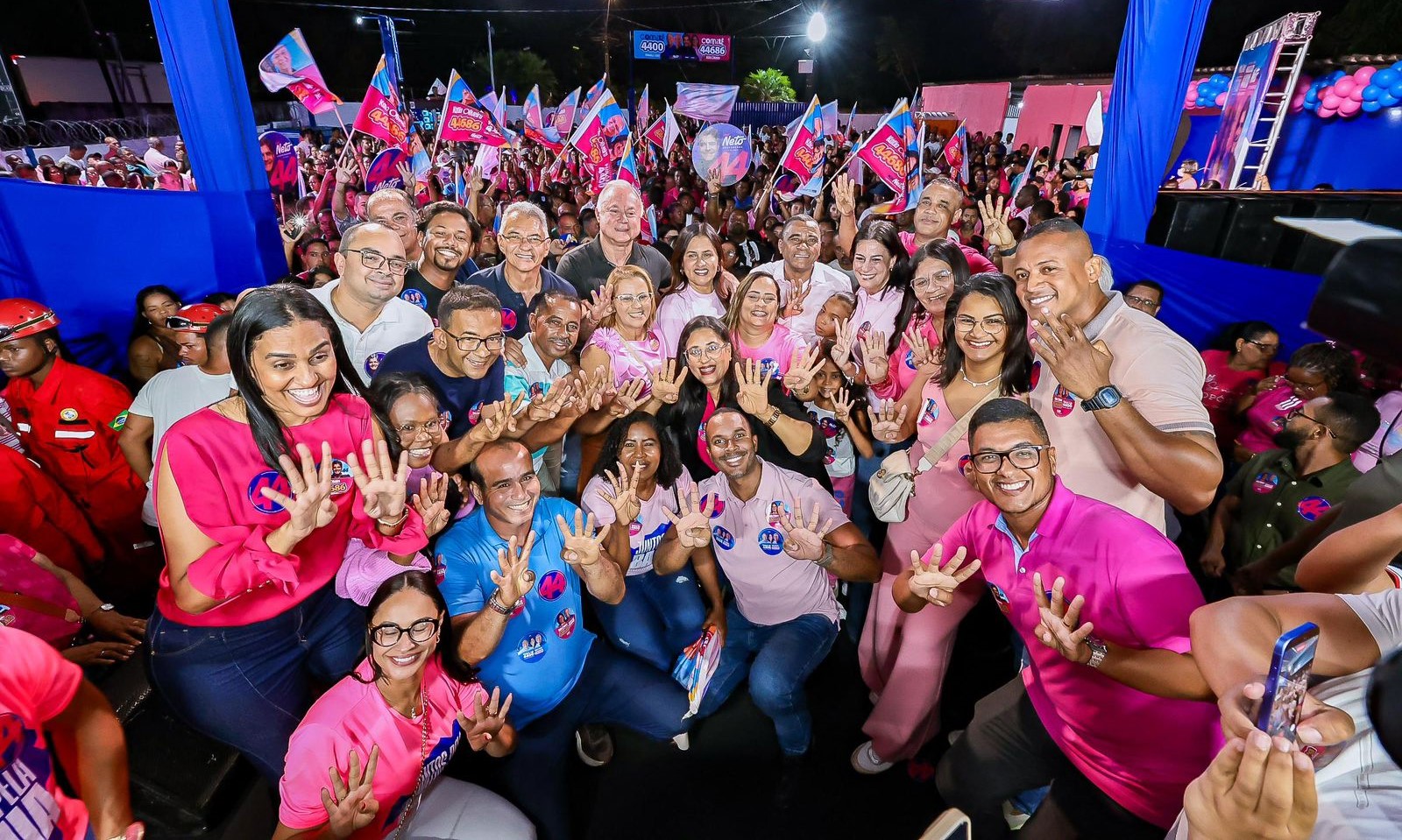 Comitê de Kátia Oliveira, Paulo Azi e ACM Neto é inaugurado com grande participação popular em Simões Filho