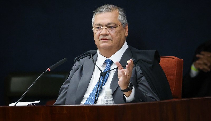 Dino anula indicação de emendas por dirigentes partidários sem mandato