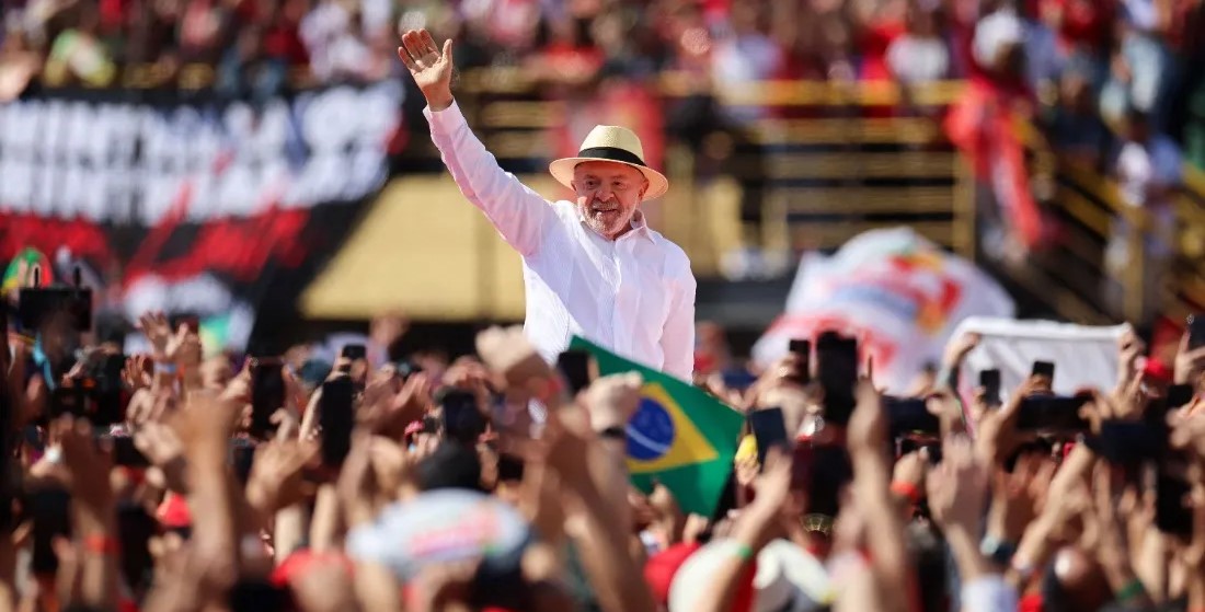 Plano de governo de Lula à reeleição tem soberania como eixo, controle fiscal e propostas amplas