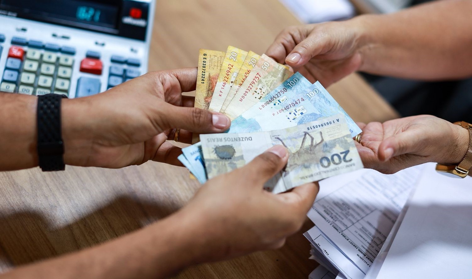 Endividamento bate recorde mas Desenrola 2.0 abre espaço para reorganização financeira
