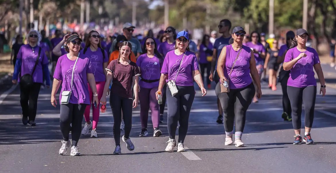Caminhadas buscam conscientizar população sobre lipedema