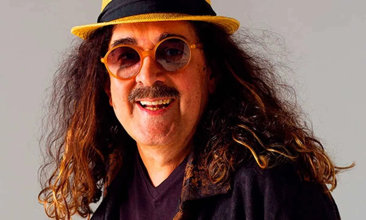 Musical une realidade e fantasia para contar a vida de Moraes Moreira