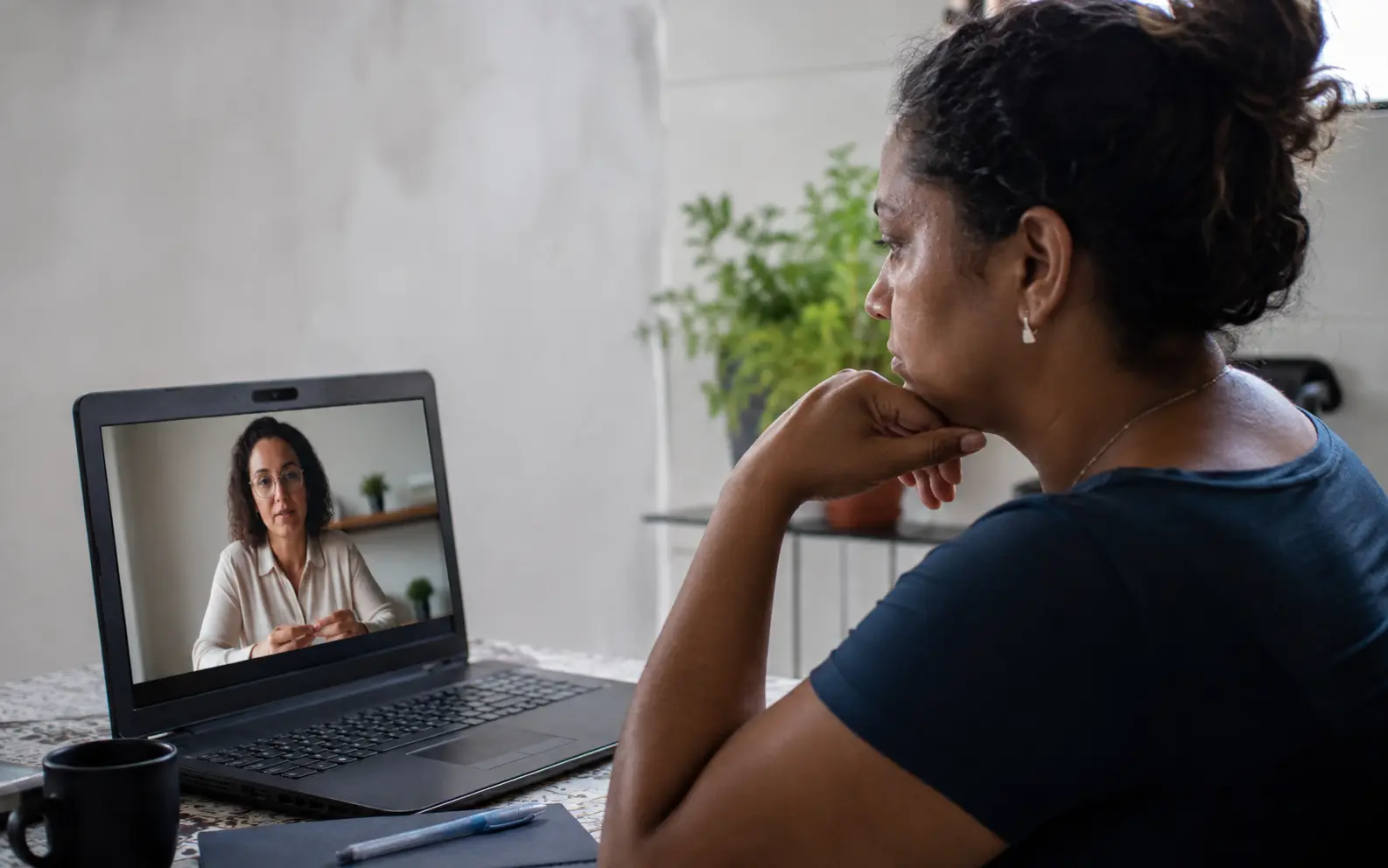SUS inicia serviço de teleatendimento em saúde mental para mulheres
