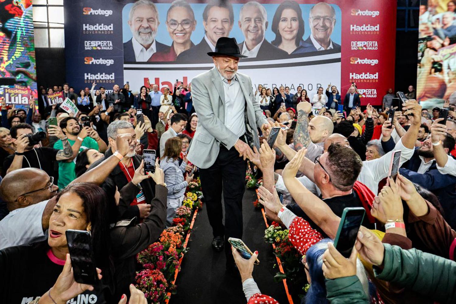 ‘Eu pedi voto, vou ser multado’, diz Lula sobre convenção do PT na Bahia