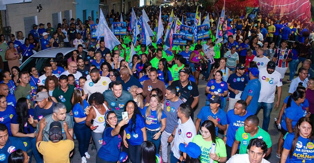 Atos do 44 se espalham pela Bahia, confirmam sentimento de mudança e levam milhares às ruas no interior
