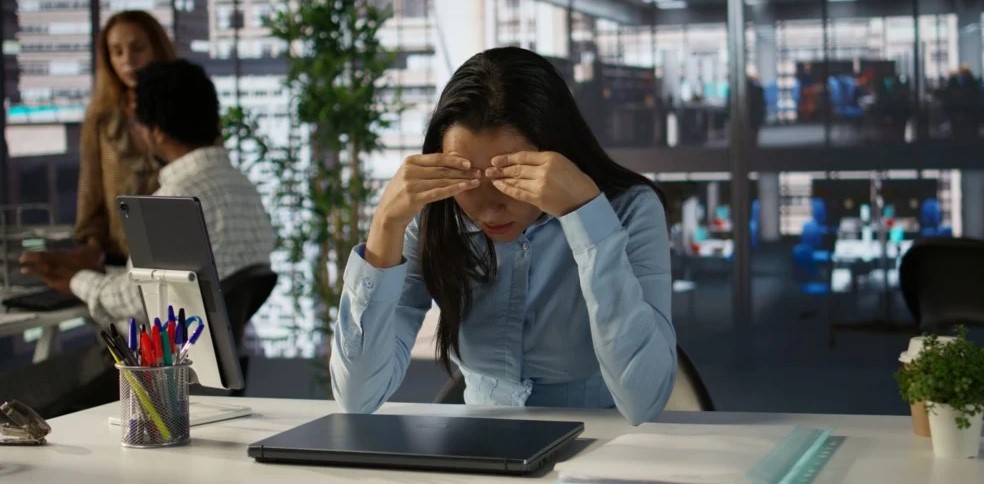 Brasil lidera casos de ansiedade e transtornos mentais no trabalho