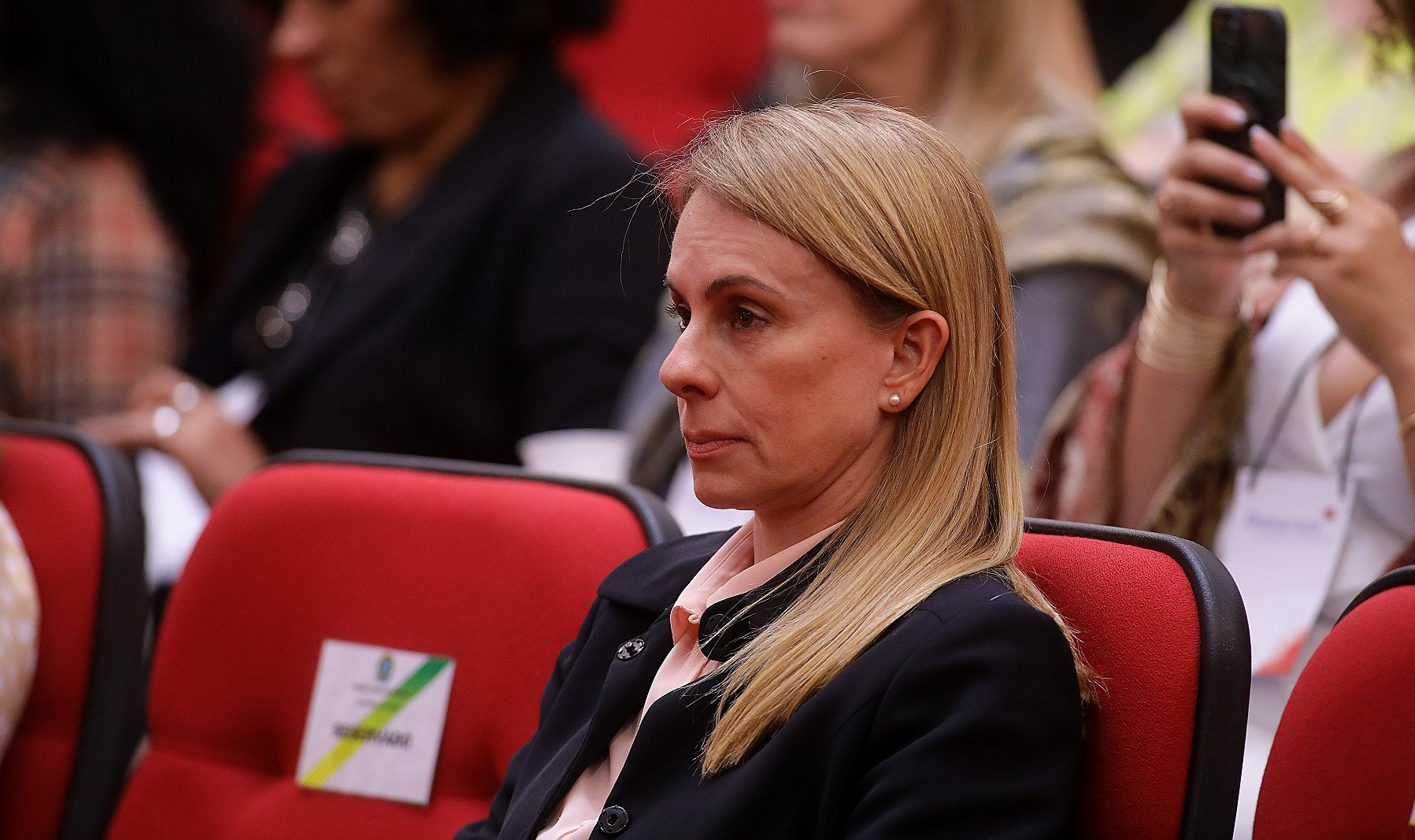 Fim do sigilo expõe detalhes do contrato milionário de Viviane Barci