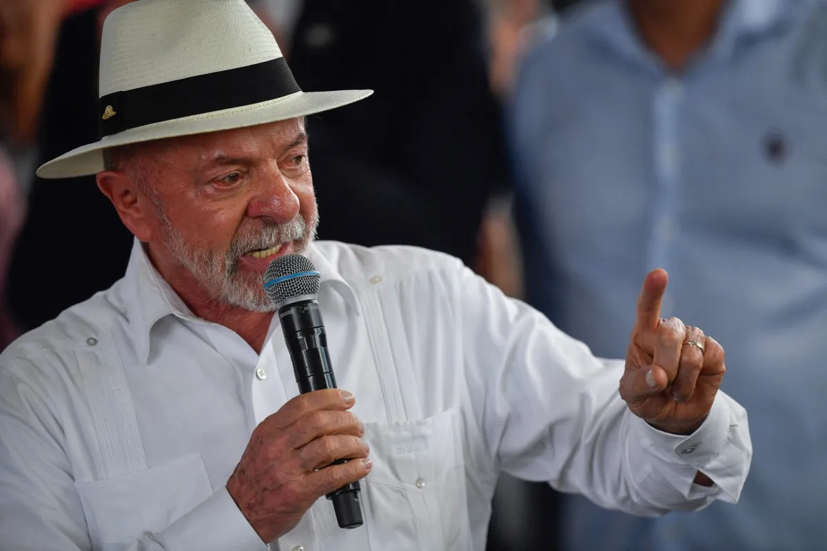 Lula diz que 'ninguém pode ser ministro do STF para ficar rico'