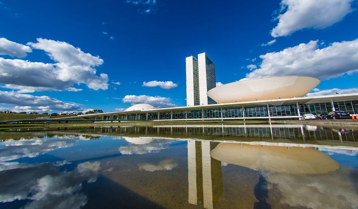 Crise institucional prejudica debate eleitoral, avaliam entidades
