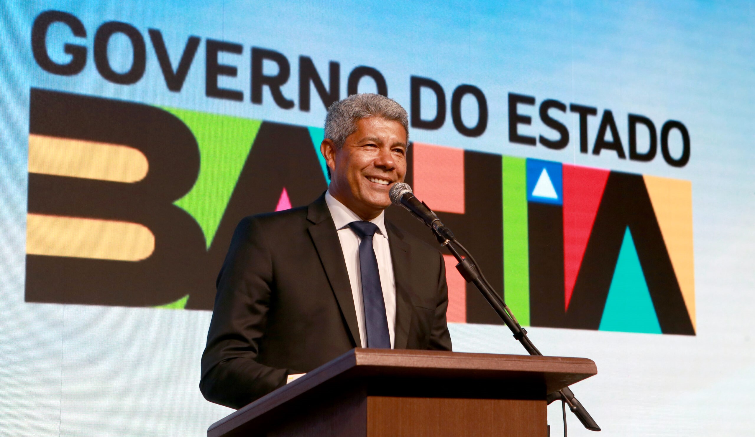 Contas da Bahia pioram na gestão Jerônimo, com déficit bilionário e redução do caixa, aponta Folha de S. Paulo