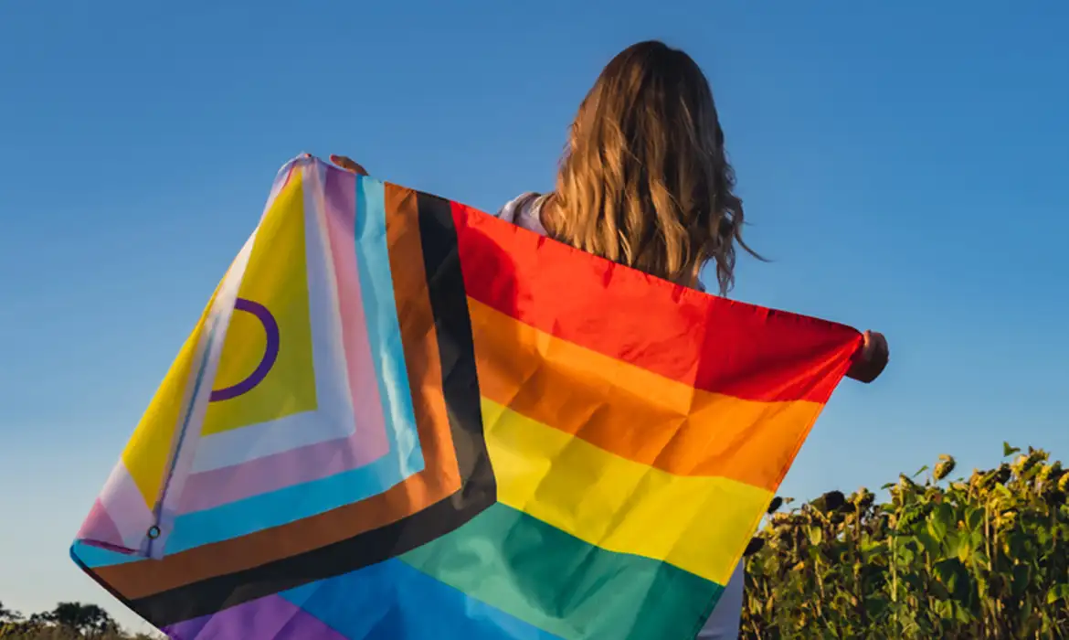 22ª Parada da Diversidade e 16ª Caminhada Rosa acontecem neste domingo (20) em Simões Filho