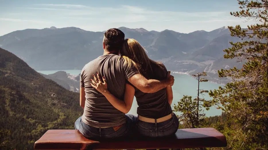Na riqueza e na pobreza: por que o dinheiro é hoje um dos maiores testes de um relacionamento