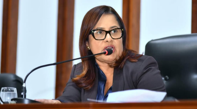 Kátia Oliveira alerta para maior número de feminicídios dos últimos 10 anos e cobra ampliação da rede de proteção às mulheres