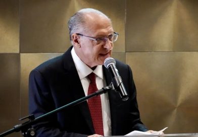 Governo prioriza abastecimento e segurar preço do diesel, diz Alckmin